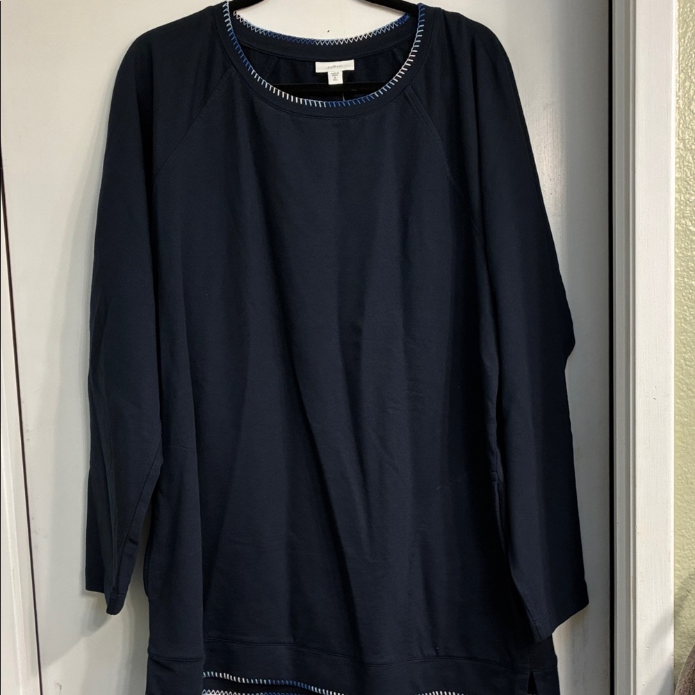 NWT J.Jill Women’s Navy Long-Sleeve Pullover Top